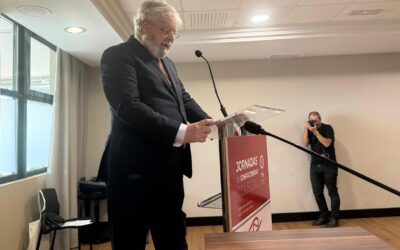 Antonio Macho miembro de honor